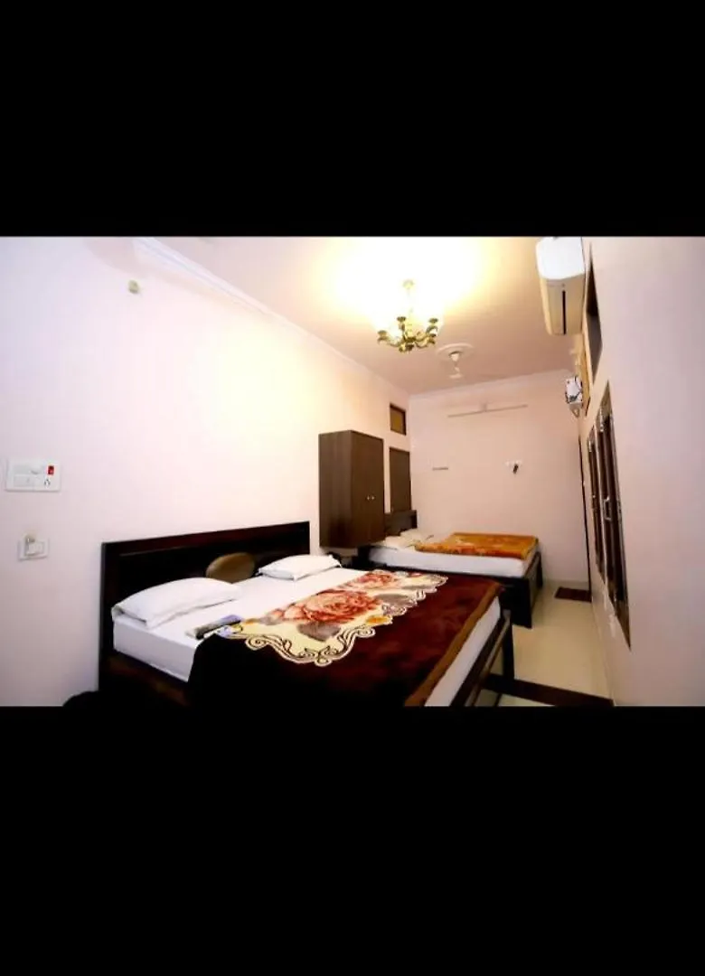 Hotel Blue Star Váránasí 3*,  Indie
